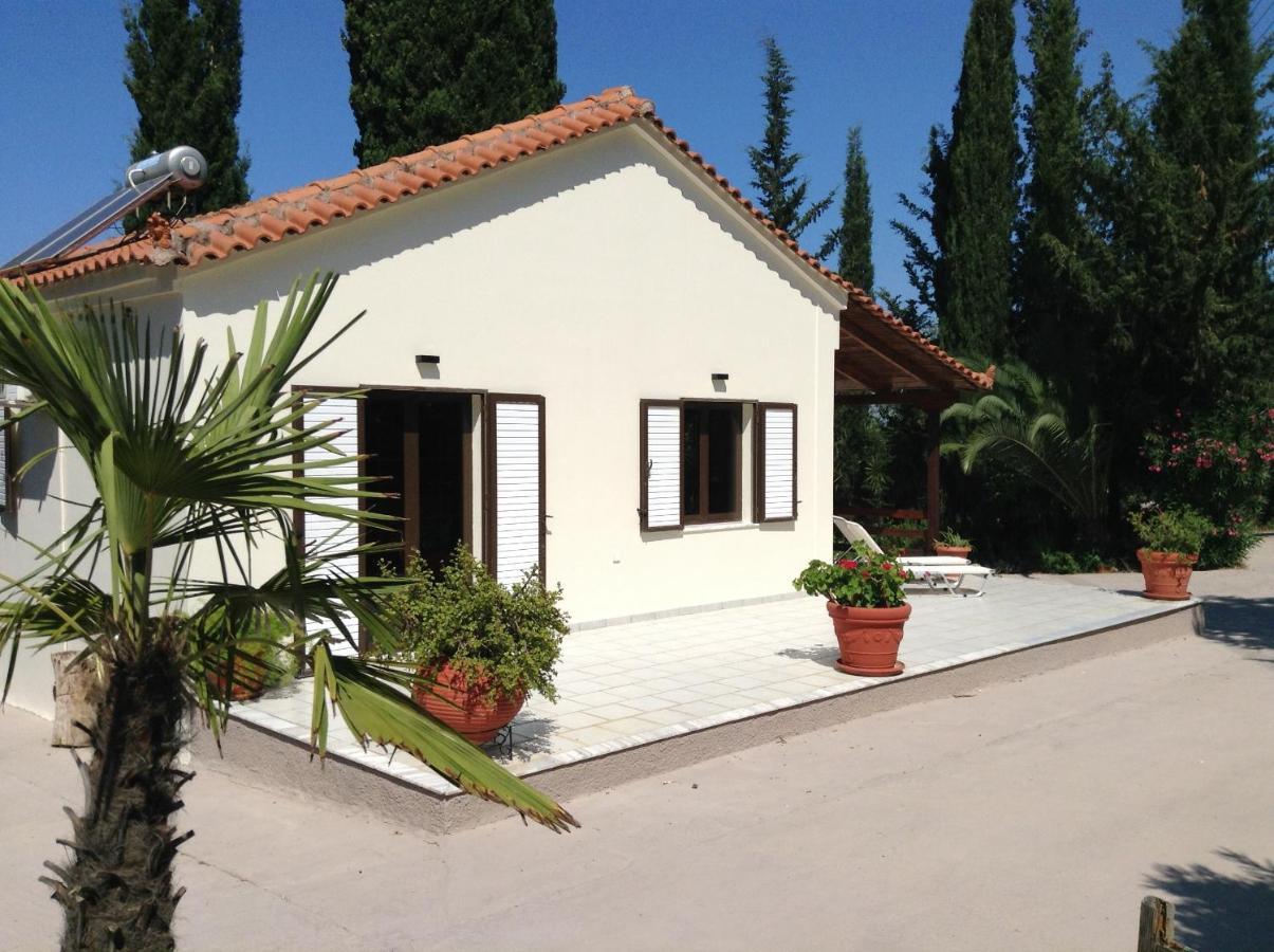 Gialova Garden Bungalow Buitenkant foto