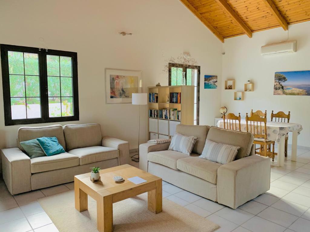 Gialova Garden Bungalow Buitenkant foto